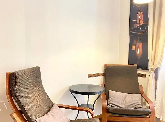 Acomodação com café da manhã  Roome 4*