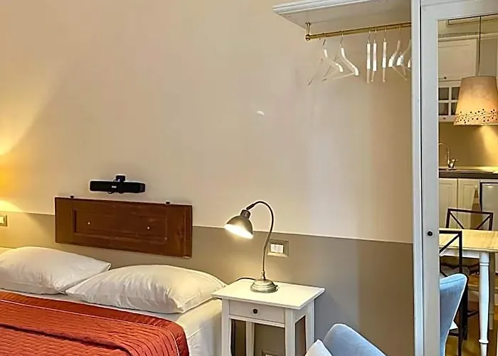 Roome 4* Roma